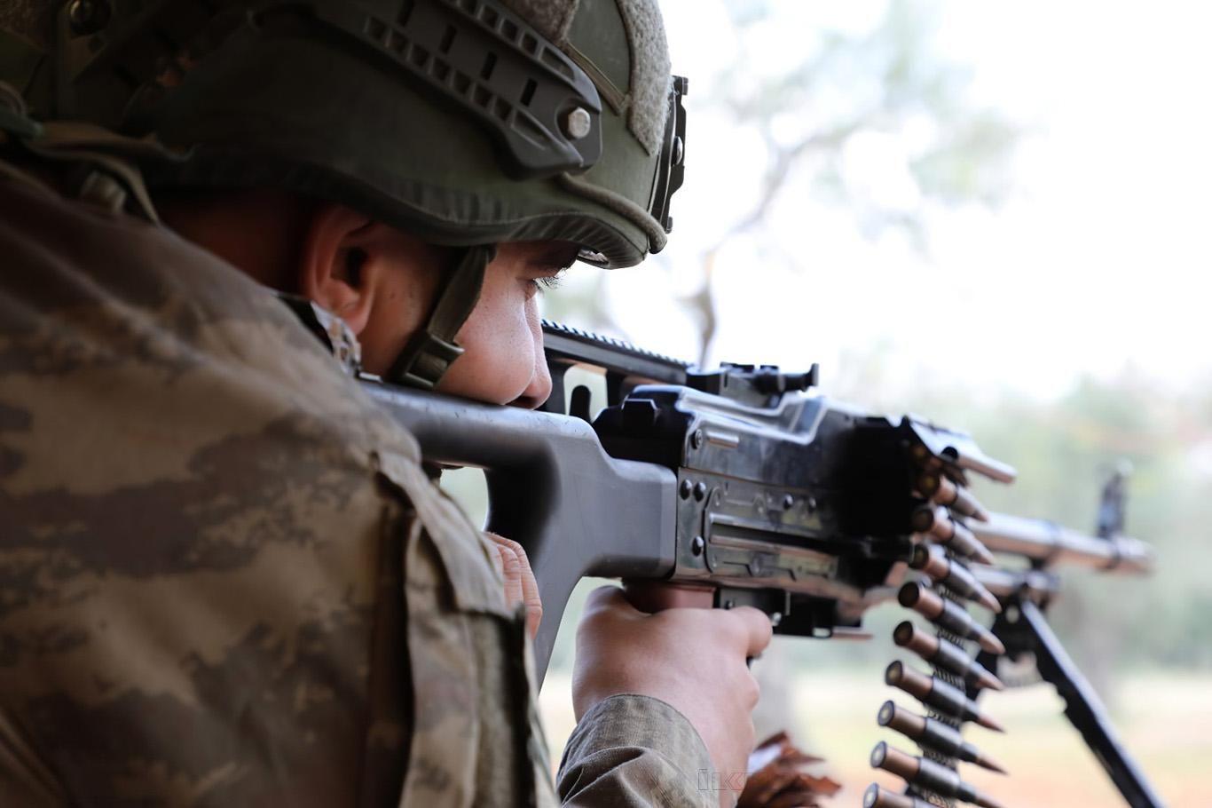 Tunceli'de 2 PKK'li öldürüldü Tunceli'de 2 PKK'li öldürüldü